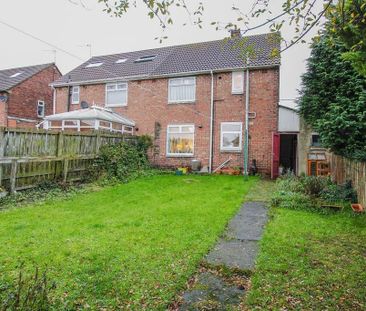 3 bedroom semi-detached house to rent - Photo 6