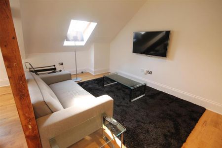 3 bedroom apartment to rent - Photo 2