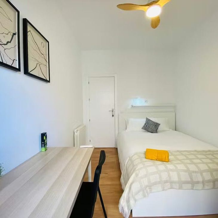 Avenida de la Albufera, Madrid, Community of Madrid 28038 - Foto 1