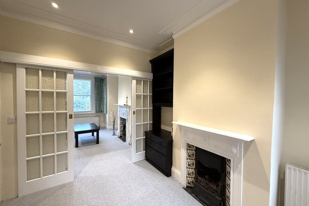 River View, Enfield - Photo 1