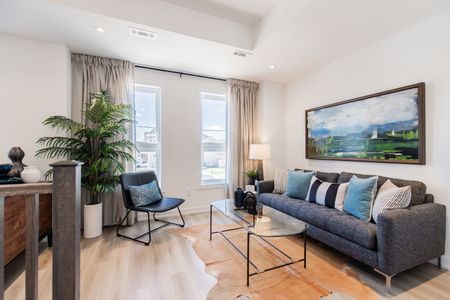 For Lease - 70 Kenesky Drive Unit# 18, Hamilton, Ontario - Photo 2