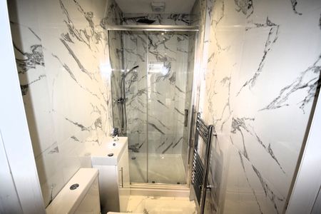 Room 3, 7 Howe Street, CA1 2HS - Photo 4