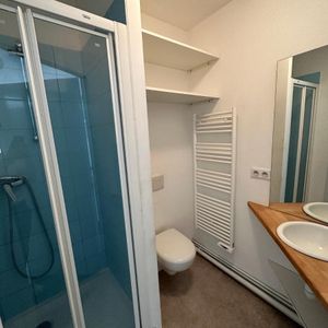 Location Appartement 1 pièce 17m² CLERMONT FERRAND 63000 - Photo 2