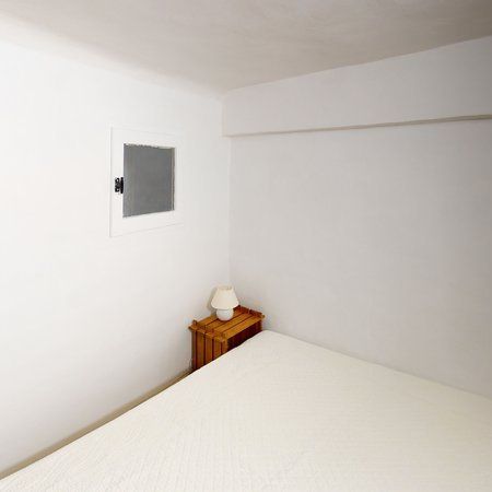 T1 - Photo 3