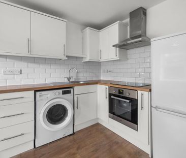 1 bedroom flat to rent - Photo 6