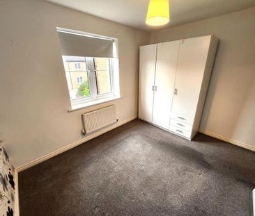 2 bedroom ground floor flat to rent - Photo 5