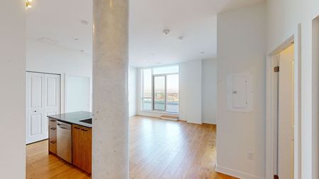 Basketball Court - Gym - 6 Appliances - Garage Parking - Photo 3