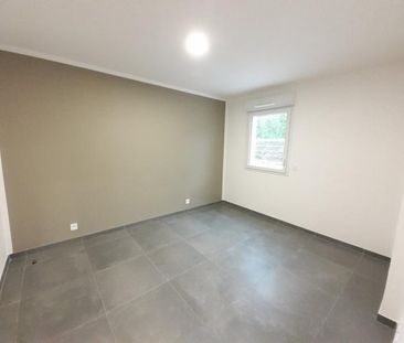 Location Appartement 2 pièces 36m² MARSEILLE 8ème - Photo 4