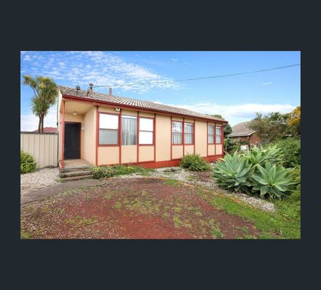 11 Ouyen Court, Dallas, Vic 3047 - Photo 2