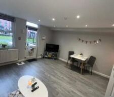 Flat 4 68 Victoria Road, Leeds, LS6 1DL - Photo 5