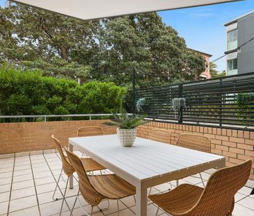 Modern One Bedroom Apartment in Vibrant Manly - Your Perfect Retreat! - Photo 6