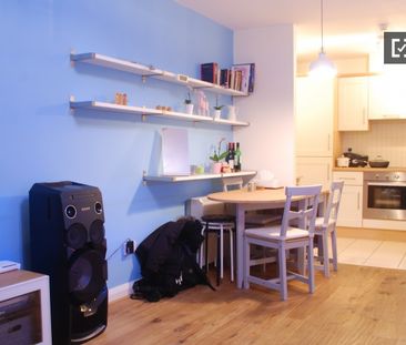 Intimate room in shared apartment in Ashtown, Dublin - Photo 2