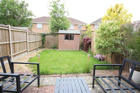 2 bedroom end of terrace house to rent - Photo 4