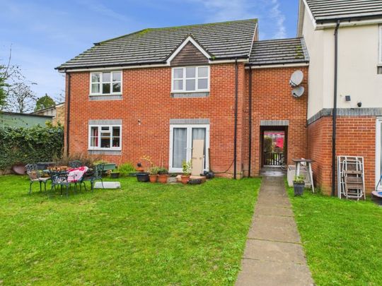 Derwent Close, Amersham, Buckinghamshire,HP7 - Photo 1