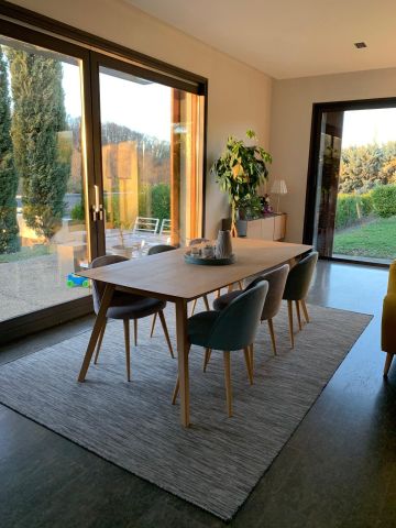 Location Maison 6 pièces 179m² FRANCHEVILLE 69340 - Photo 2