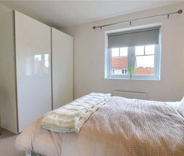 4 bedroom detached house to rent - Photo 5