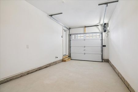 For Lease - 3224 Meadowridge Drive, Oakville, Ontario - Photo 4