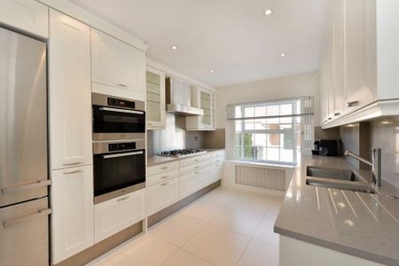 4 bedroom terraced house to rent - Photo 5