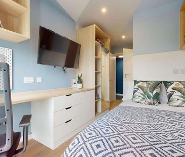 1 bedroom in a flat share to rent - Photo 3