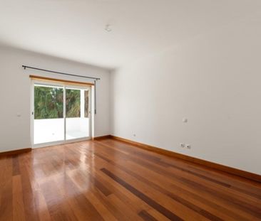 4 room luxury House for rent in Sao Pedro do Estoril (Estoril), Cas... - Photo 3