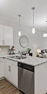 1 Bedroom 1 Bathroom Apartment - Photo 3