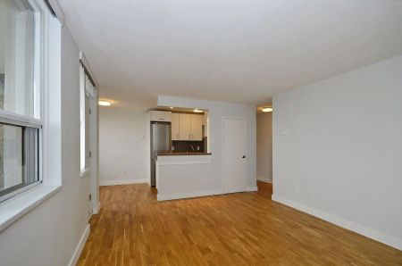 188 Jameson Avenue — 1 Bedroom - unit 404 - Photo 5
