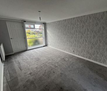 2 bedroom ground floor flat to rent - Photo 6