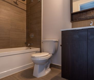 For Lease - 2560 Eglinton Avenue Unit# 1710, Mississauga, Ontario - Photo 2