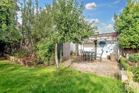 3 bedroom detached house to rent - Photo 5