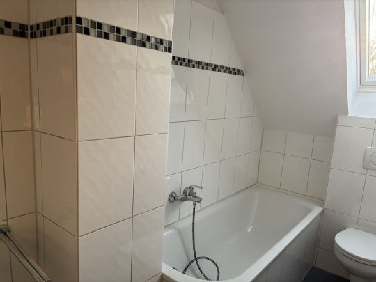 Uferstraße 16, 44581 Castrop-Rauxel - Foto 1