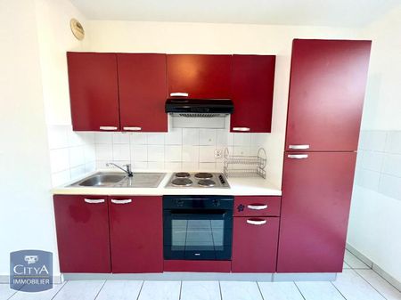 Location Appartement 2 pièces 55m² JACOB BELLECOMBETTE 73000 - Photo 3