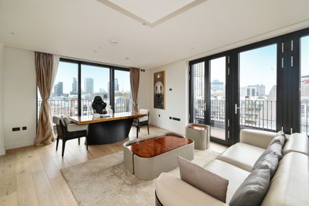 Clarendon Court, EC1Y, London - Photo 2