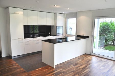 Live your dream home - Photo 3