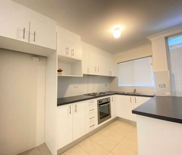 Stylish and Convenient Living - Photo 3