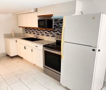 For Lease - 15 Lafayette Drive, St. Catharines, Ontario - Photo 4