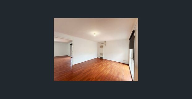 Huge block in the heart of Craigieburn! - Photo 1