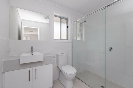 Brand New Quality Boutique Style Home - Photo 5