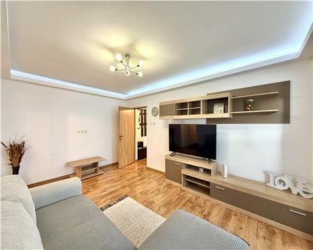 Apartament 2 camere, modern, zona Sud Prahova Value Center, Ploiesti - Photo 2