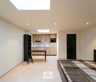 Gelijkvloers en gemeubelde studio te huur vlakbij Gent centrum - Foto 2