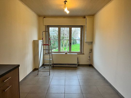 Ruime alleenstaande woning met 3 slaapkamers - Photo 1