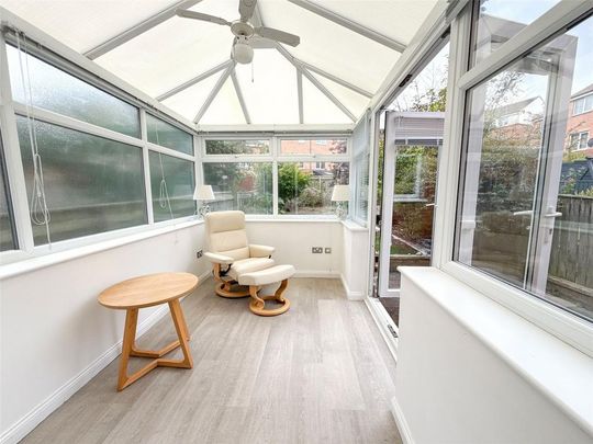 4 bedroom terraced house to rent - Photo 1