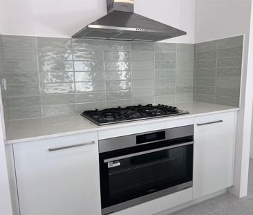 Spacious Family Home in Peaceful Golden Bay Location - Photo 5