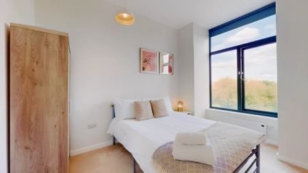 2 Bed 1 Bath - Photo 3