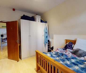 4 bedroom ground floor flat to rent - Photo 2 | Rentumo