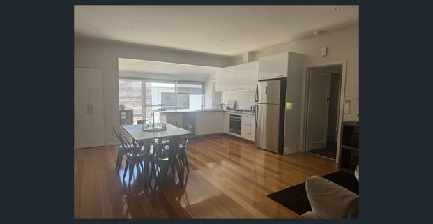 FURNISHED & RENOVATED 3 BEDROOM HOME IN PRIME POSITION - Photo 1