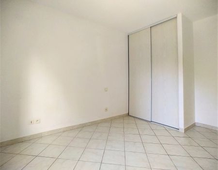 Rare St Raphael Valescure Appartement en RDJ en Location - Photo 3