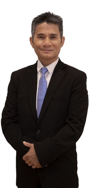 "Classic Victorian Home" - Photo 2