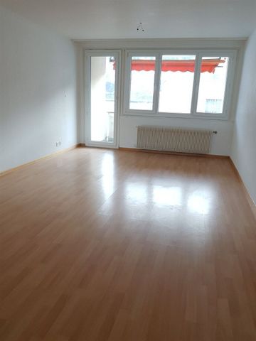 Apartment with mountain view - Photo 4