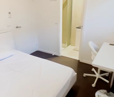 Room 3 in 8b8b - Photo 3