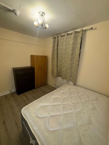 House share to rent - Photo 4